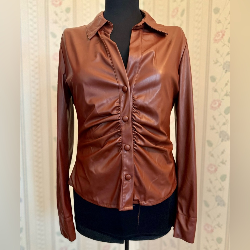 Vegan leather buttoned shirt, long sleeves